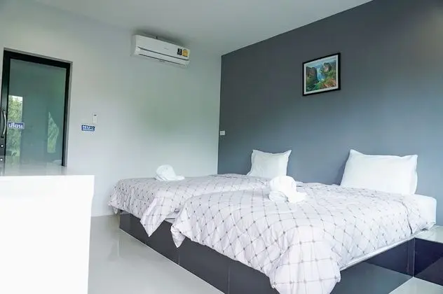 Studio Room