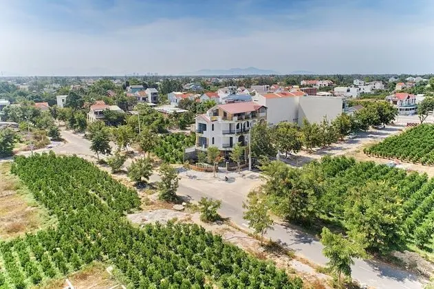 Üç Kişilik Oda