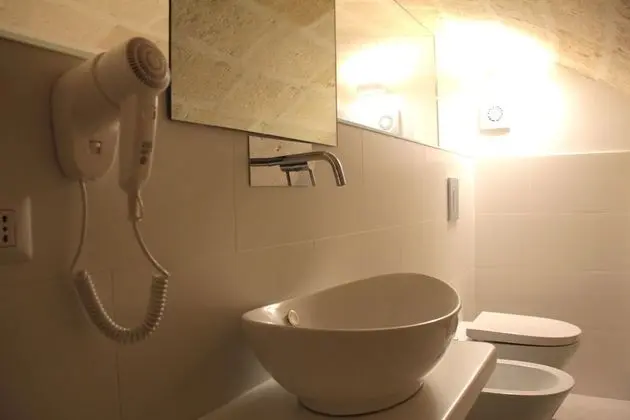 Traditional Tek Büyük Yataklı Oda (Grotta)