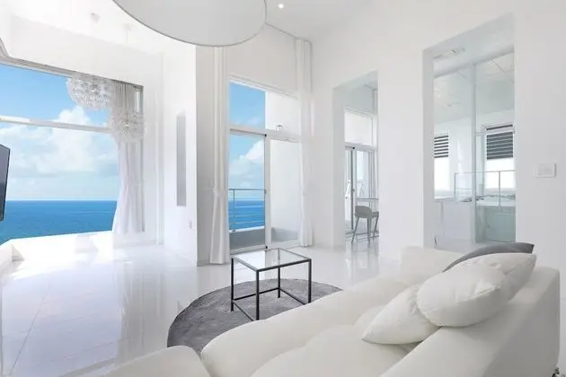 CASA Pool villa 301