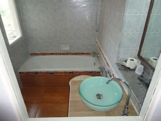 Üç Kişilik Oda