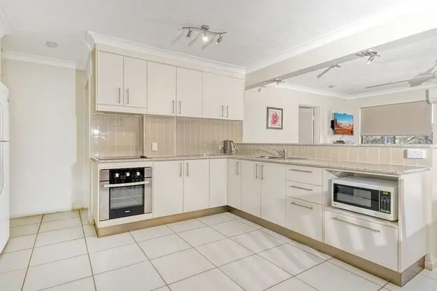 Standard Apart Daire, Birden Çok Yatak Odası, Sigara İçilmez, Mutfak (3 Bedroom Apartment)