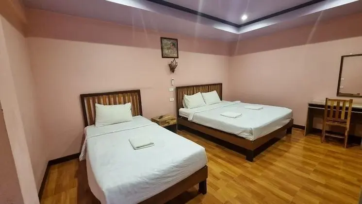 Üç Kişilik Oda