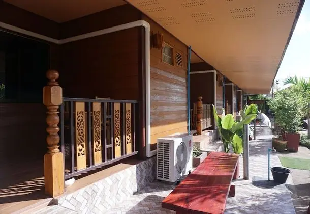 Üç Kişilik Oda