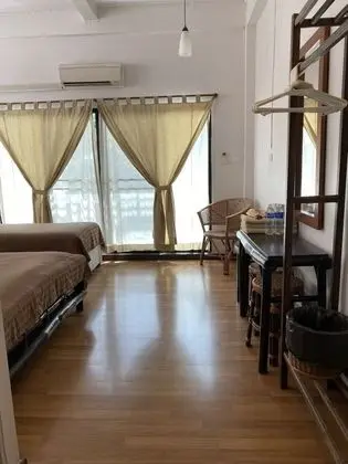 Air-Con Triple room