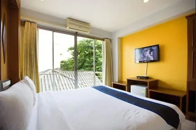 Deluxe Room (Main Building)