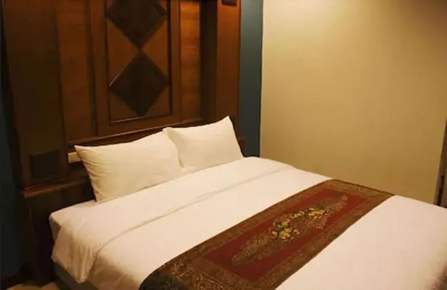 Standard Room (Main Building)