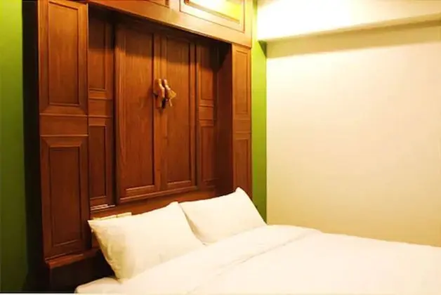 Standard Room (Main Building)