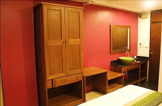 Standard Room (Main Building)