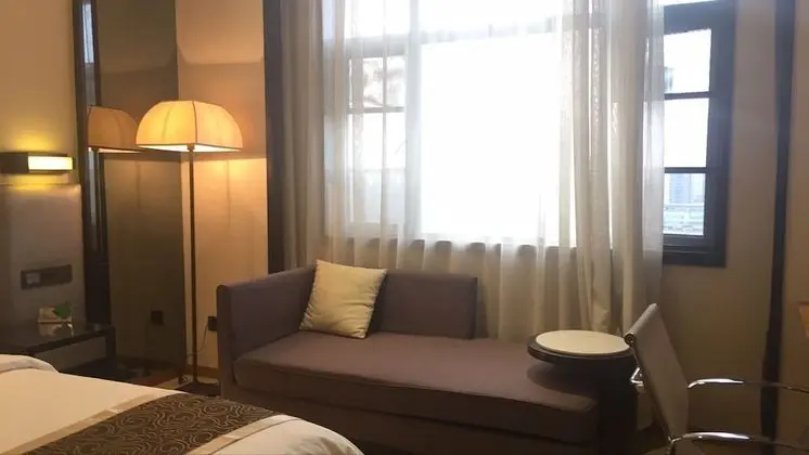 Executive Tek Büyük Yataklı Oda