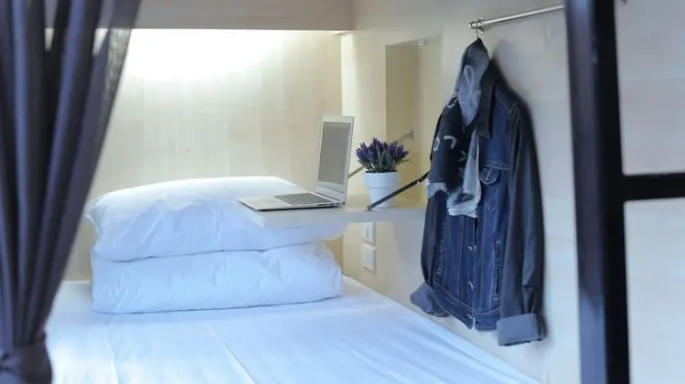 8-Bed Female Dorm