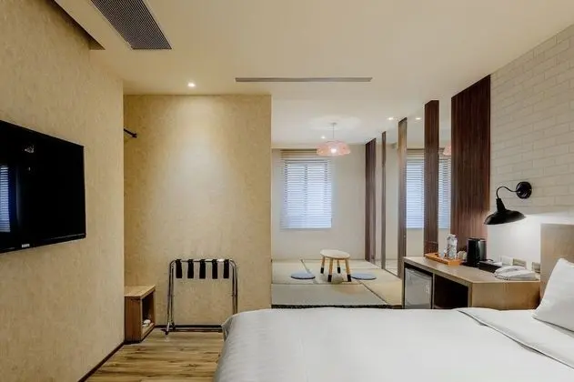 Premium Tek Büyük Yataklı Oda (Tatami Room)