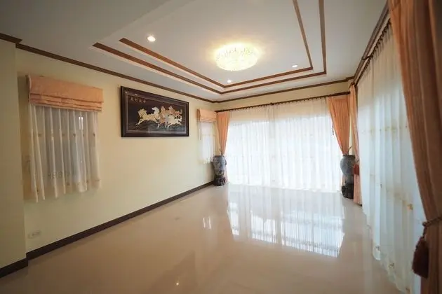 3-Bedrooms Private Pool Villa