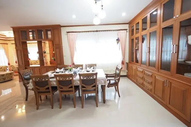 3-Bedrooms Private Pool Villa