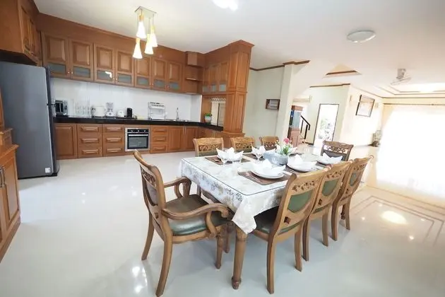 3-Bedrooms Private Pool Villa