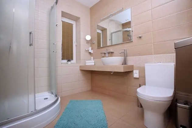 Luxury Tek Büyük Yataklı Oda, 1 Çift Kişilik Yatak ve Çekyat