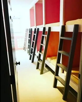 Ortak Ranzalı Oda, Sadece kadınlar için