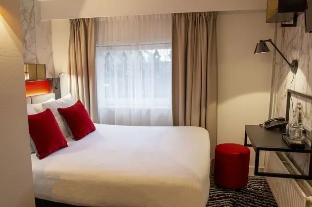Cosy Souterrain Room