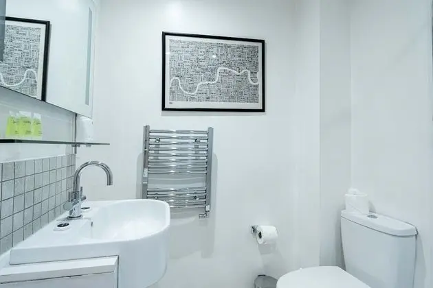 Üç Kişilik Oda, Banyolu/Duşlu