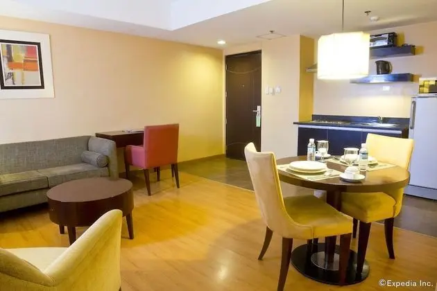 1 Bedroom Executive Suite