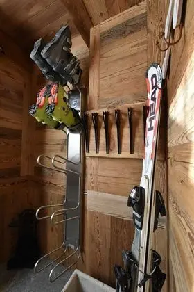 Junior Süit, Sauna