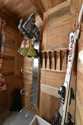 Junior Süit, Sauna