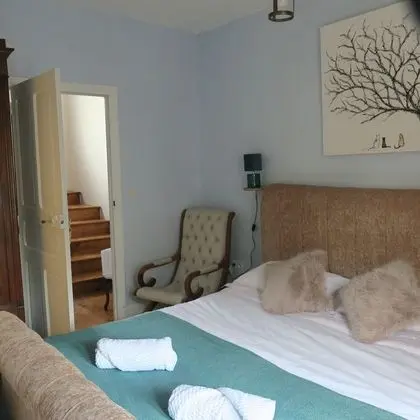 Comfort Tek Büyük Yataklı Oda