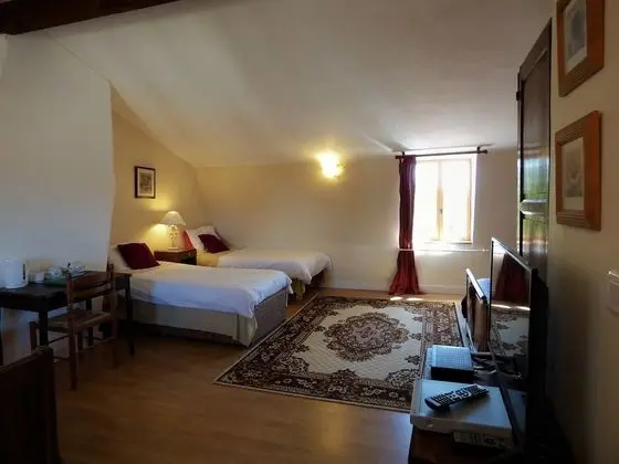 Family Oda, Birden Çok Yatak, Sigara İçilmez, Bahçe Manzaralı