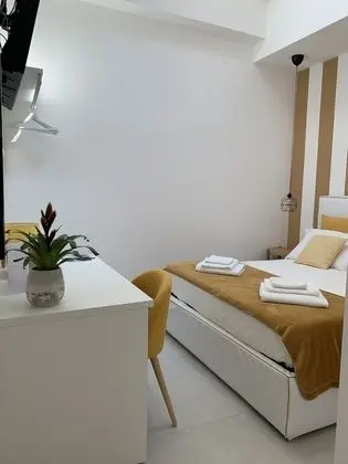 Standard Tek Büyük Yataklı Oda (Grecale)