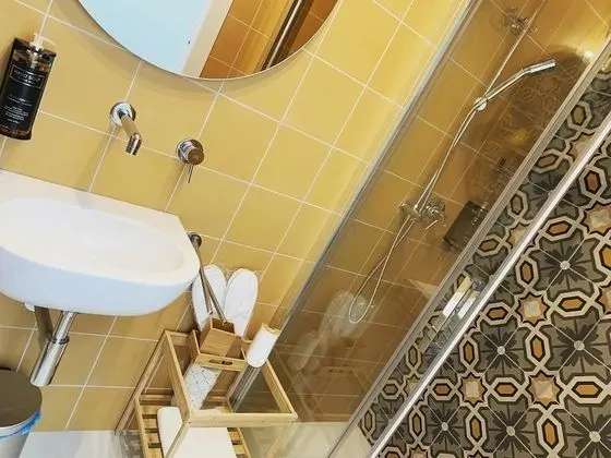 Standard Tek Büyük Yataklı Oda (Grecale)