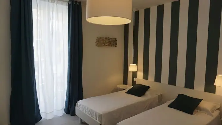 Superior Tek Büyük veya İki Ayrı Yataklı Oda (Maestrale)