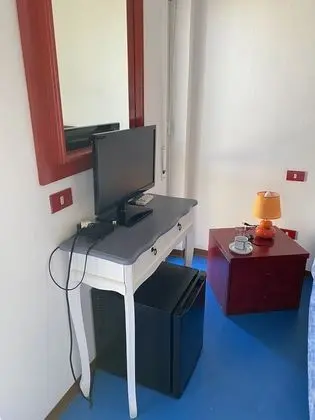 Economy Tek Büyük Yataklı Oda