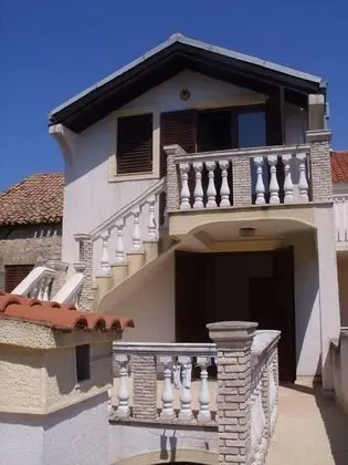 Apart Daire (Land - 100m from the sea - A1(4+2))