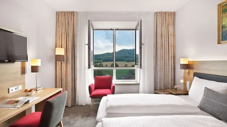 Comfort Büyük Yataklı Tek Kişilik Oda