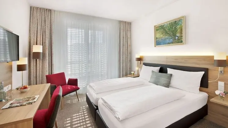 Comfort Büyük Yataklı Tek Kişilik Oda