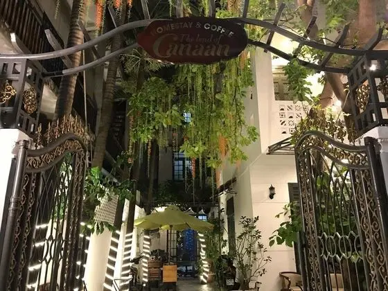 Tek Büyük Yataklı Oda, Balkon