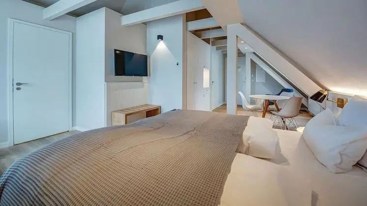 Luxury Tek Büyük Yataklı Oda, Banyolu/Duşlu