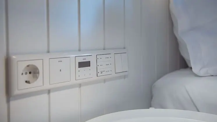 Luxury Tek Büyük Yataklı Oda, Banyolu/Duşlu