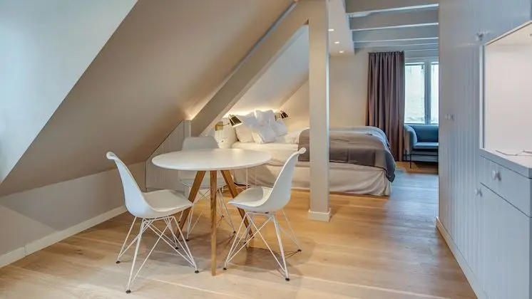 Luxury Tek Büyük Yataklı Oda, Banyolu/Duşlu