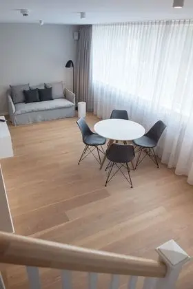 Süit, Banyolu/Duşlu (Suite)