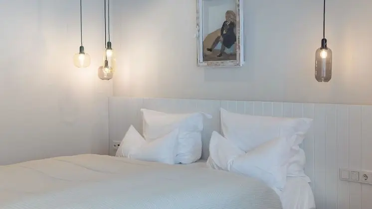 Tek Büyük Yataklı Oda, Engellilere Uygun, Banyolu/Duşlu