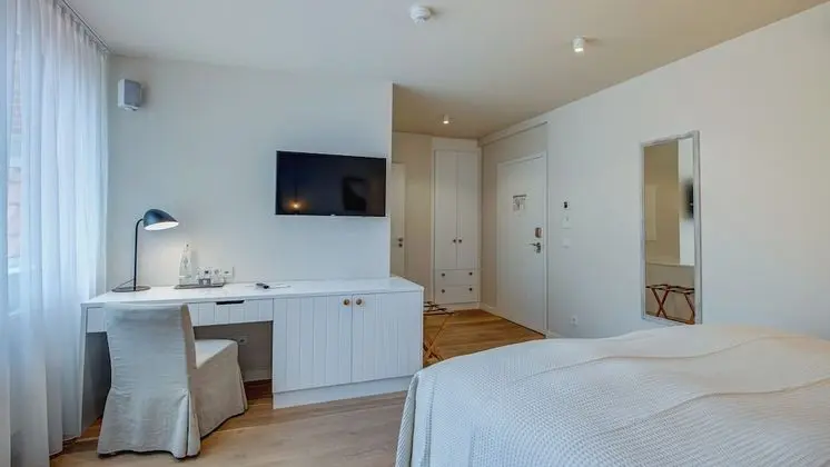 Tek Büyük Yataklı Oda, Engellilere Uygun, Banyolu/Duşlu