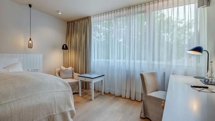 Tek Büyük Yataklı Oda, Engellilere Uygun, Banyolu/Duşlu