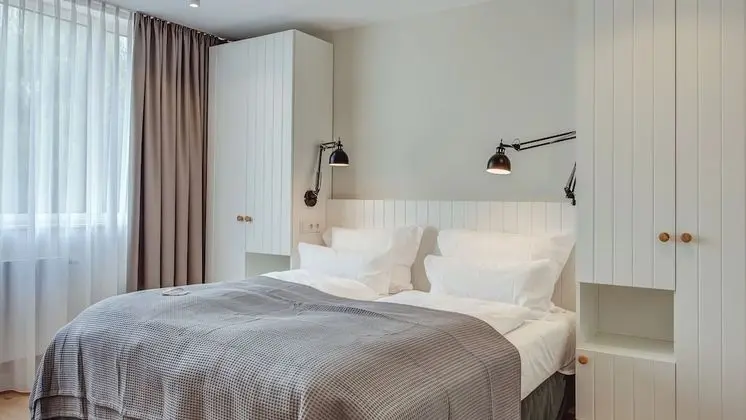 Tek Büyük Yataklı Oda, Engellilere Uygun, Banyolu/Duşlu