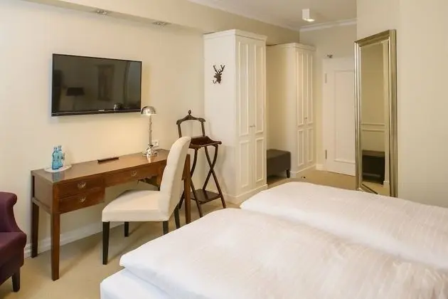 Comfort Tek Büyük Yataklı Oda