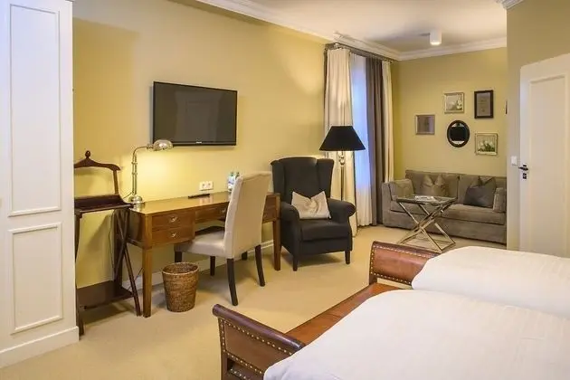 Comfort Tek Büyük Yataklı Oda