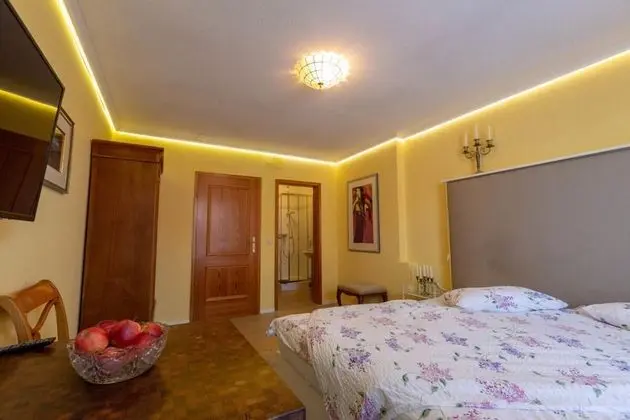 Tek Büyük Yataklı Oda