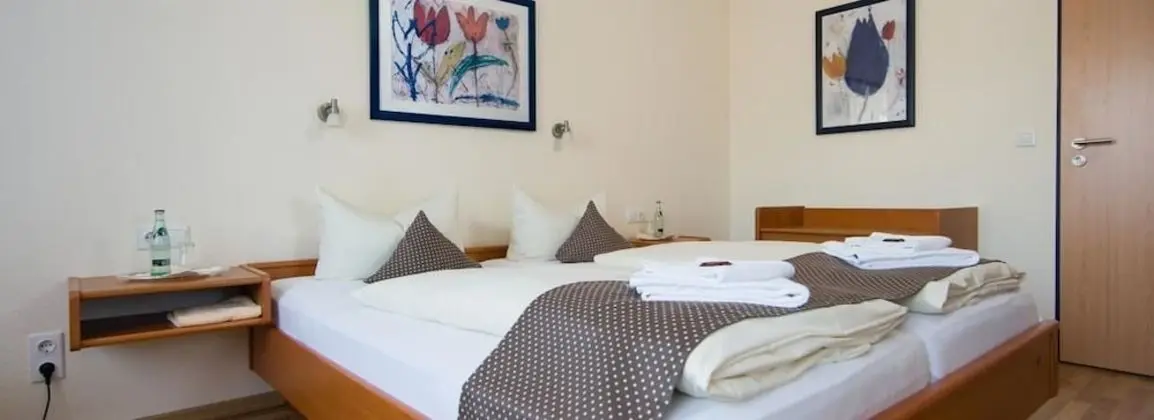 Comfort Büyük Yataklı Tek Kişilik Oda