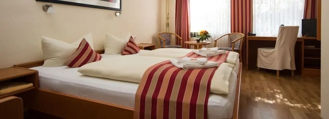 Comfort Büyük Yataklı Tek Kişilik Oda