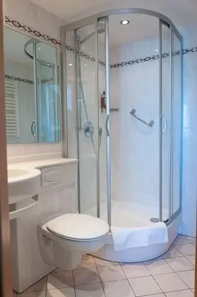 Comfort Büyük Yataklı Tek Kişilik Oda